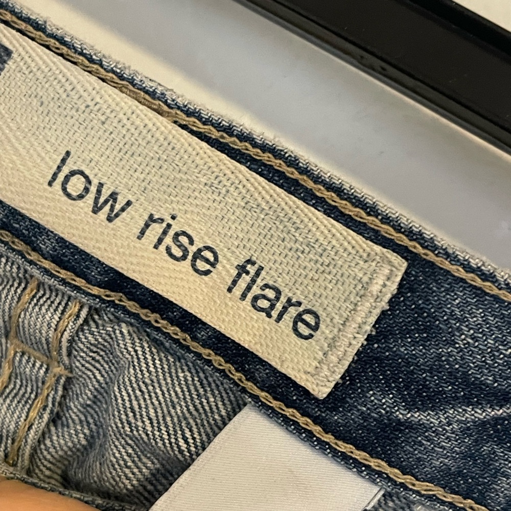 Gap Classic Blue Women's Jeans low rise flare - Picture 2 of 4
